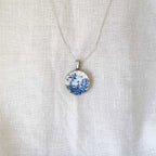 Colgante de porcelana
